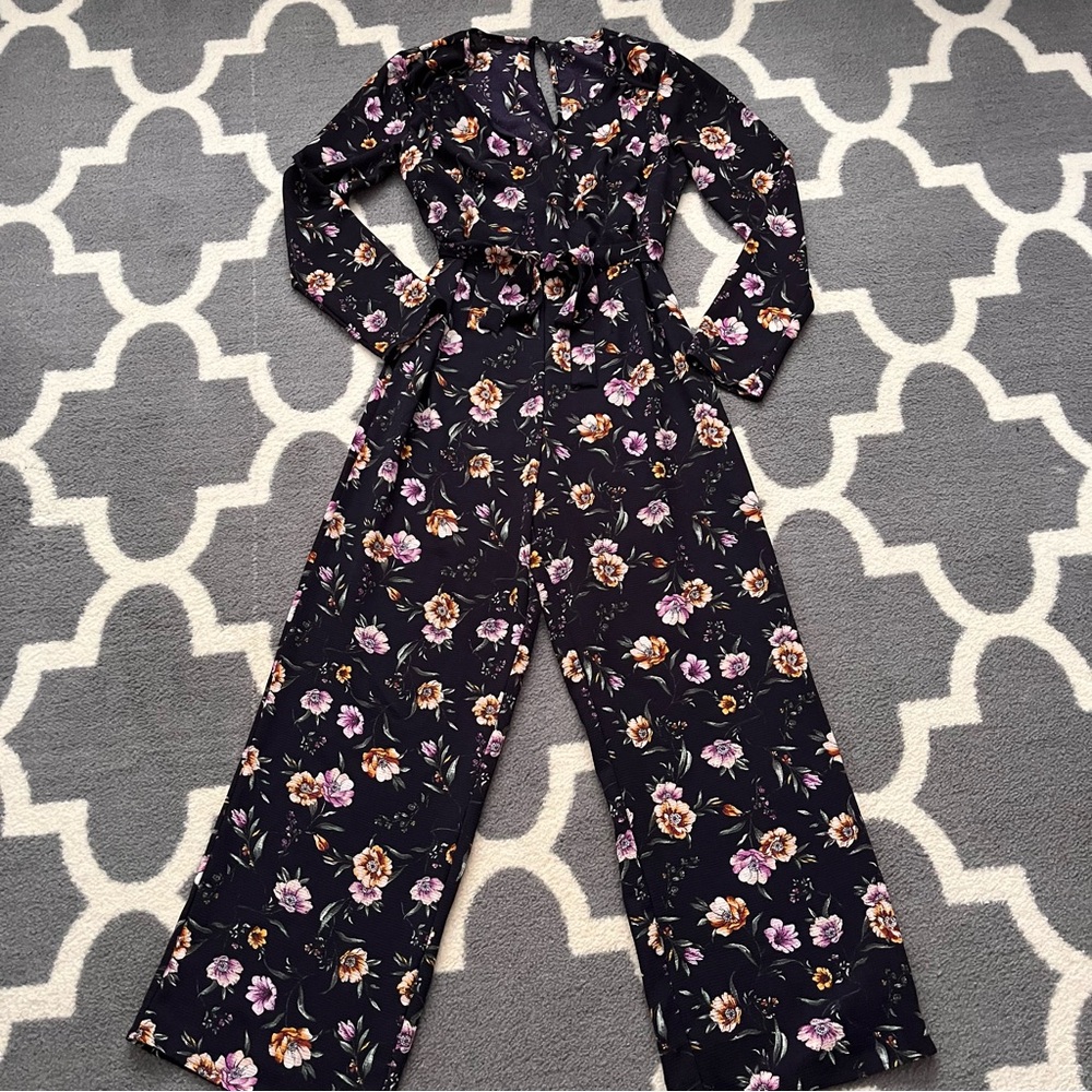 MIAMI women’s medium floral jumpsuit in deep purple so cute!